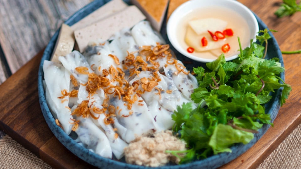 Michelin shows how to eat Vietnamese food like a local