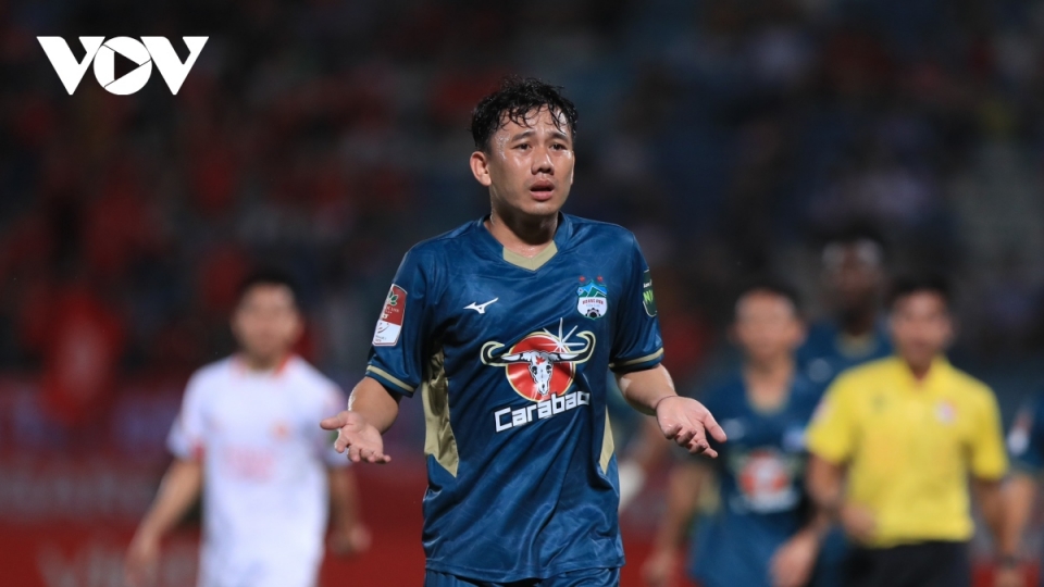 cuoc_dua_top_8_v-league_2023_noi_that_vong_goi_ten_ai.jpg
