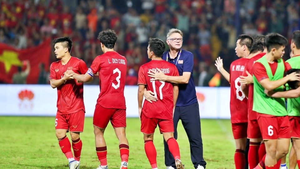 hlv_troussier_khong_dan_dat_olympic_viet_nam_du_asiad_19.jpg