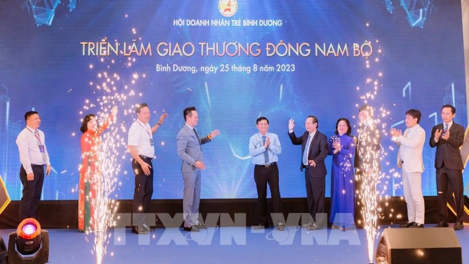 165456-khai-mac-trien-lam-giao-thuong-dong-nam-bo-tai-binh-duong.jpg