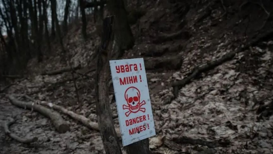 Bien canh bao min o ngoai o Kiev. Anh AFP.JPG