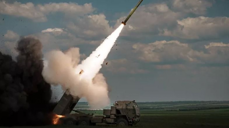 He thong phao phan luc HIMARS o Donetsk. Anh Getty.JPG
