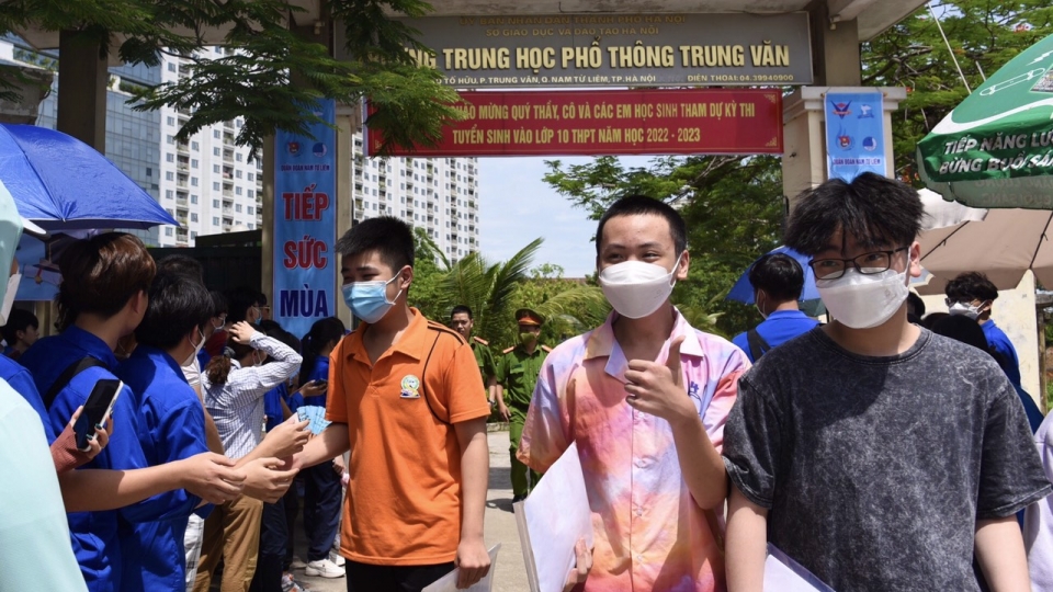 trúng tuyển đại học.jpg
