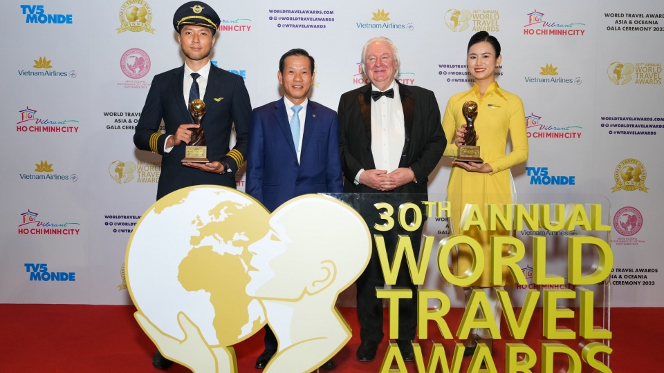 3._vietnam_airlines_rat_vinh_du_va_tu_hao_duoc_khach_hang_va_cac_chuyen_gia_tin_tuong_binh_chon_bon_giai_thuong_danh_gia_dan_dau_khu_vuc_chau_a.jpg