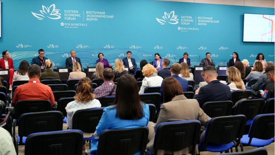 Vietnam attends Eastern Economic Forum 2023 in Russia.jpg