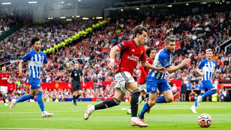 james_milner_lap_ky_luc_kho_tin_sau_tran_thang_mu.jpg