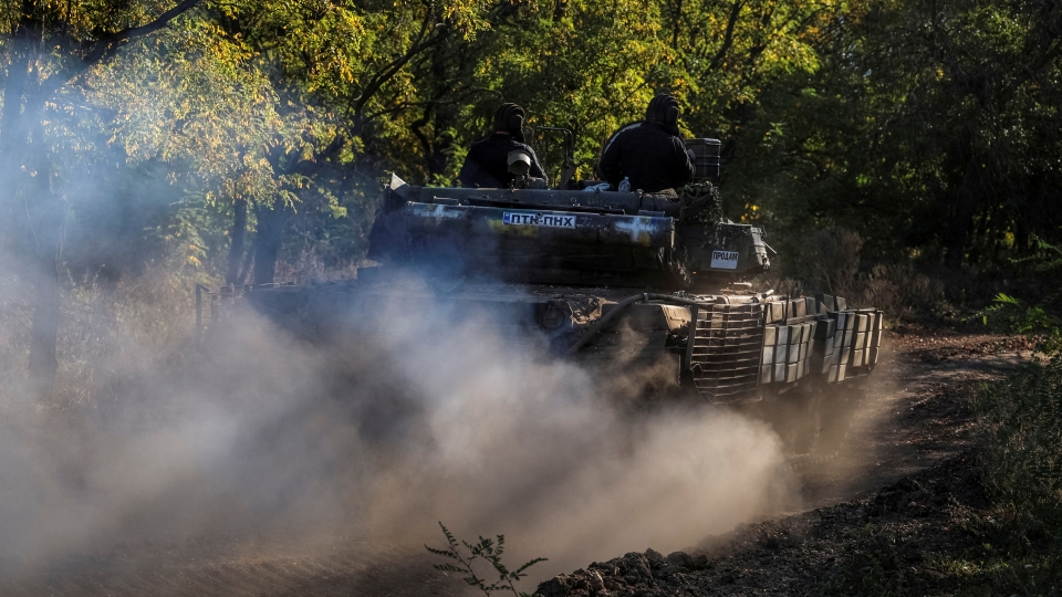2023-09-29T093108Z_76714155_RC2HH3AQCNBX_RTRMADP_3_UKRAINE-CRISIS-TANKS (1).JPG