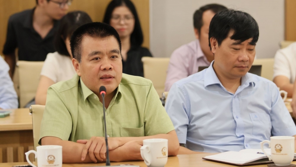 Nguyen Lam Thanh, head of public policy of TikTok Vietnam, at a press briefing in Hanoi on October 5.jpg