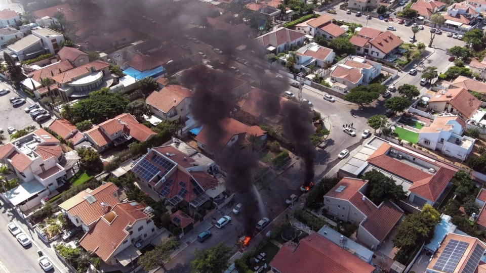 khoi lua o mien Nam Israel sau khi Hamas phong rocket tan cong -reu.jpg