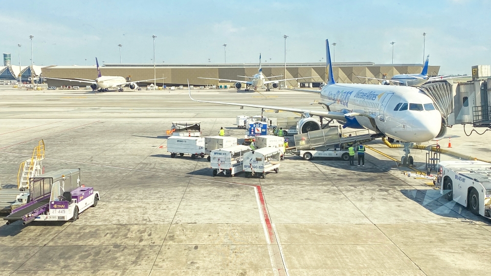 san-bay-bangkok-thai-lan.jpg