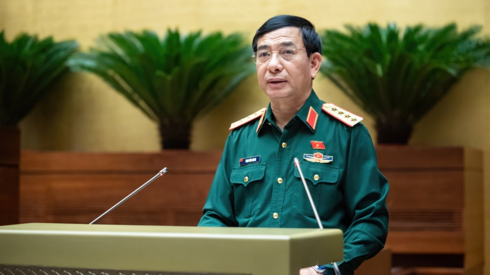 Bo truong phan van giang.jpg