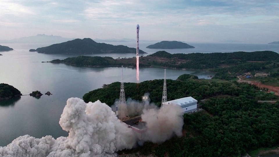 Trieu Tien phong ten lua, ten lua Trieu Tien, ve tinh Trieu Tien 5-2023 -kcna.jpg