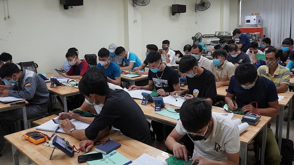 hoc_nghe.jpg
