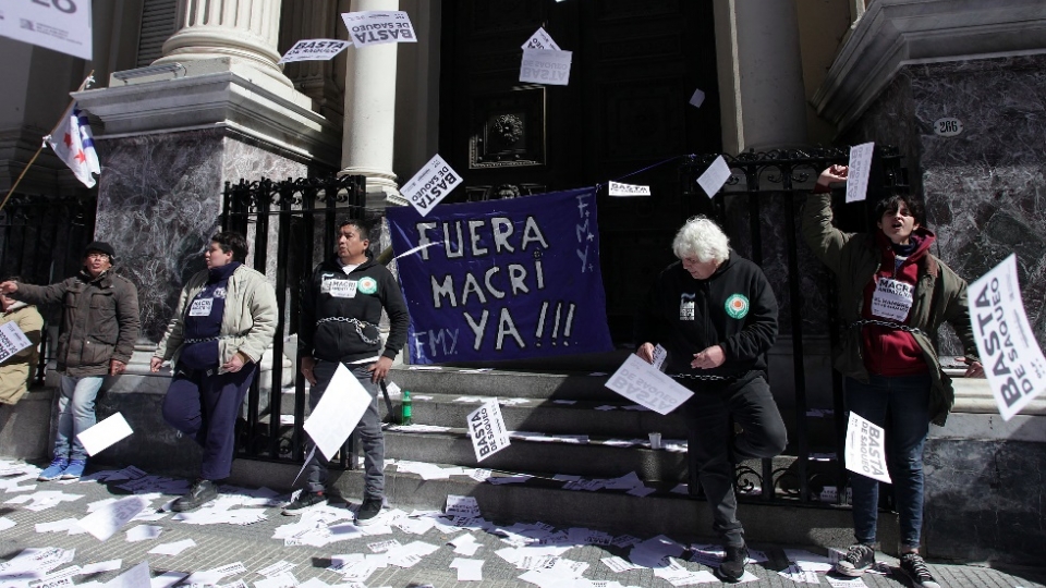 khung hoang kinh te Argentina -bloomberg.jpg