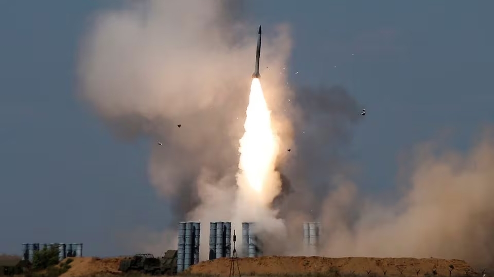 s-300_nga_phong_ten_lua_nam_2017.jpg