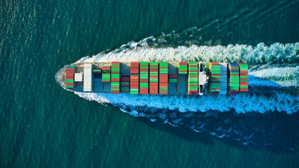 tau cho hang, tau container, tau thuong mai, hang hai -tradefinanceglobal.jpg