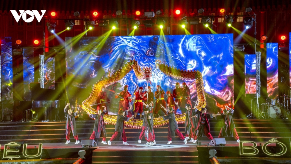 tiet_muc_cua_cac_nghe_si_viet_nam_0.jpeg