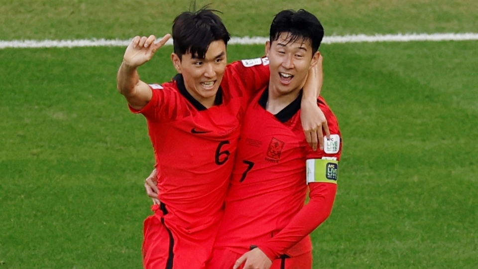 2024-01-20t133102z_166114661_up1ek1k11jnit_rtrmadp_3_soccer-asiancup-jor-kor-report.jpg