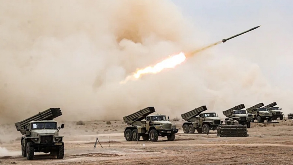 Iran phong rocket -luc quan Iran.jpg