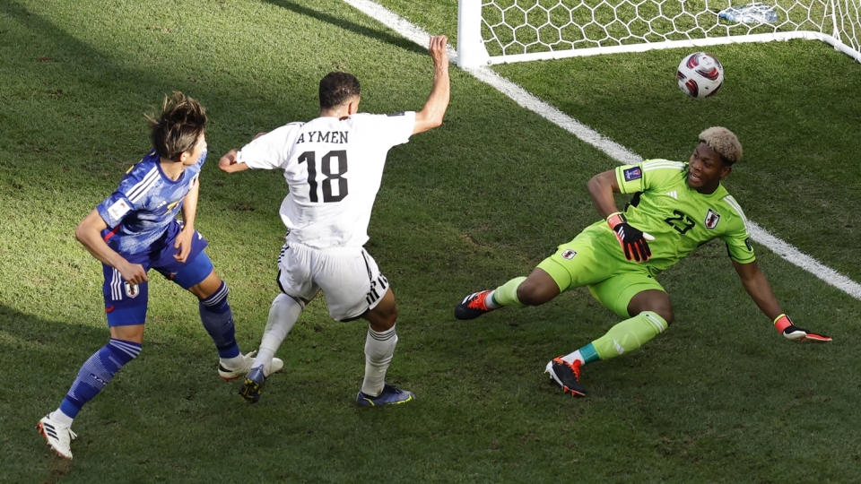 iraq 2-1 nhat ban.JPG