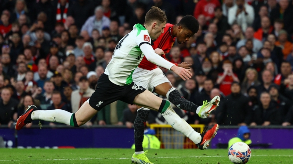 2024-03-17T180635Z_2105185963_UP1EK3H1EAXKV_RTRMADP_3_SOCCER-ENGLAND-MUN-LIV-REPORT.jpeg
