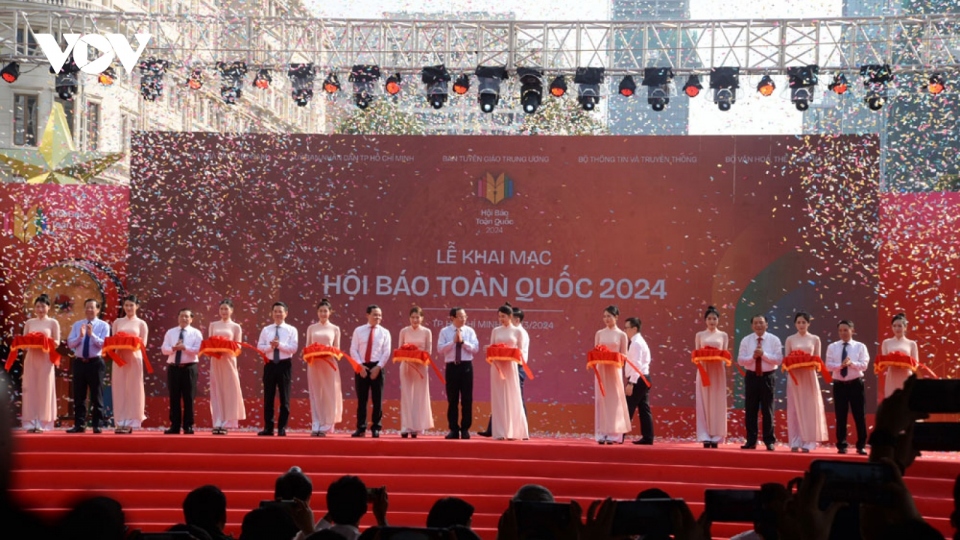 cac_dai_bieu_cat_bang_khai_mac_hoi_bao_toan_quoc_nam_2024_0.jpg