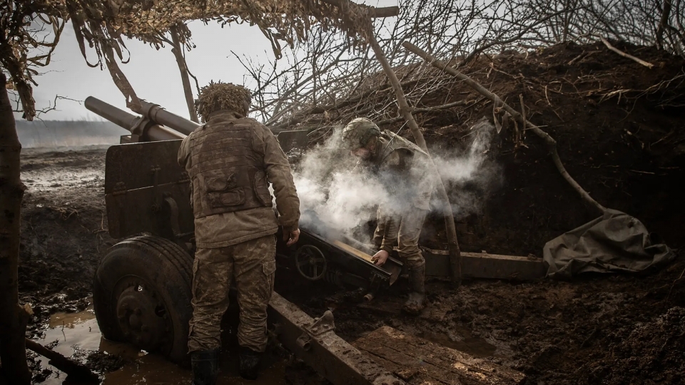 luu phao Ukraine, cong su Ukraine, Ukraine na phao ve phia muc tieu Nga huong Avdiivka -nytimes.jpg