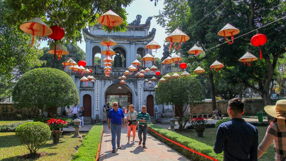 van-mieu-ha-noi.jpg