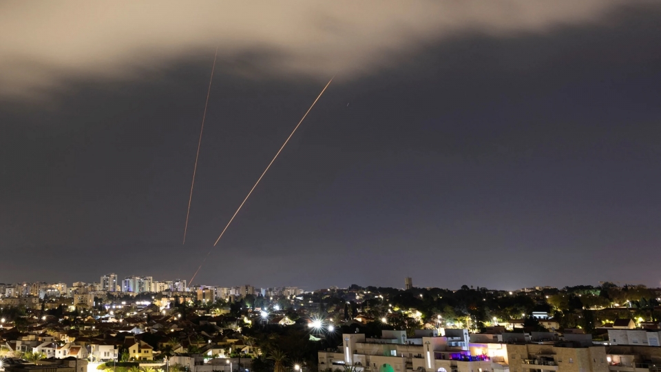 he thong phong thu ten lua Israel, phong khong Israel van hanh, sau khi Iran tap kich UAV va ten lua -yahoo.jpg
