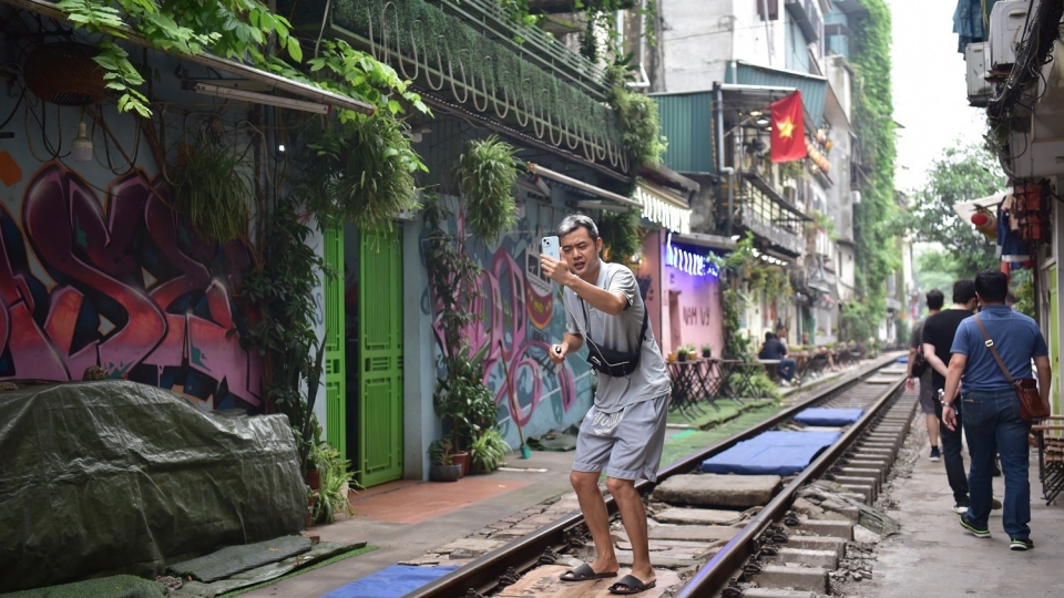 pho_ca_phe_duong_tau_8.jpg