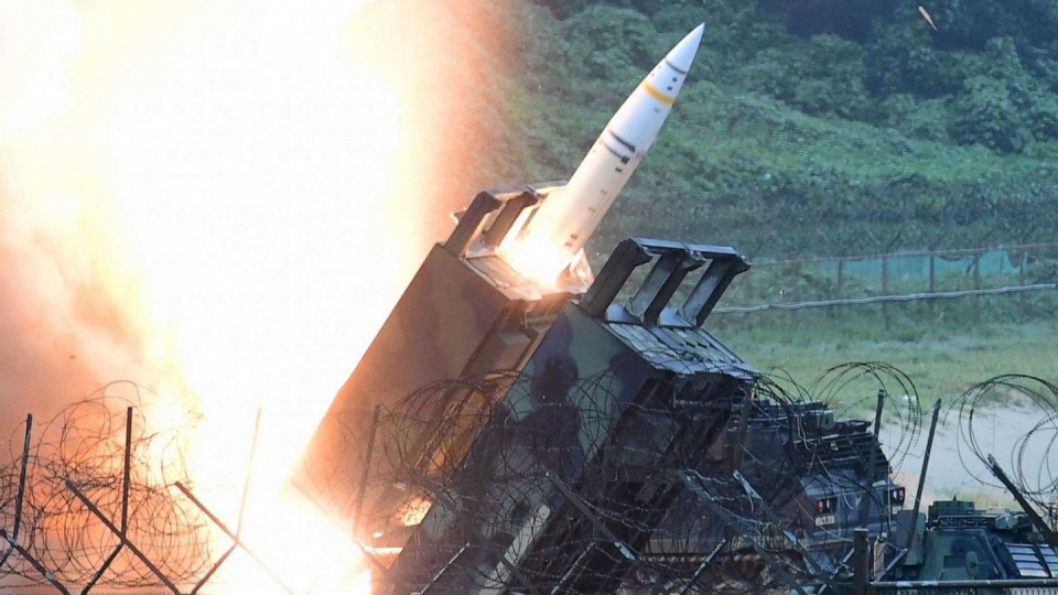 ten lua dan dao ATACMS roi be phong -afp.jpg