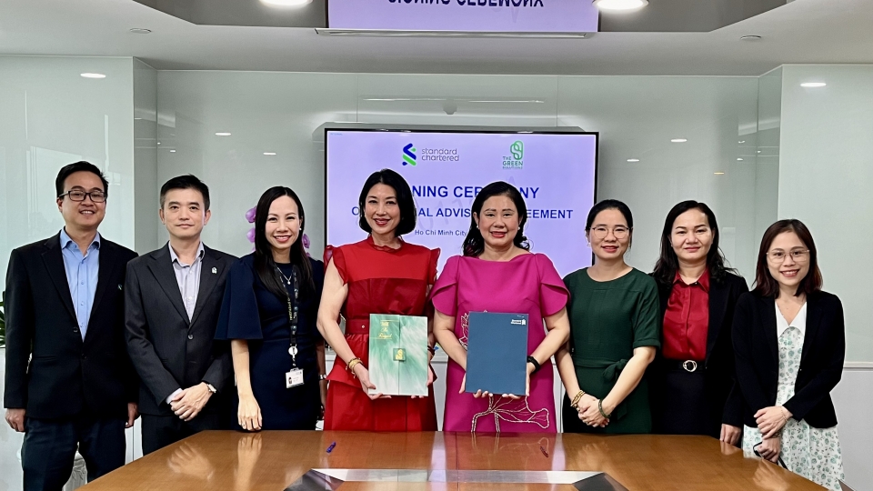 Standard Chartered ký kết hợp tác cung cấp dịch vụ tư vấn tài chính cho dự án hydro xanh Trà Vinh của TGS.jpg