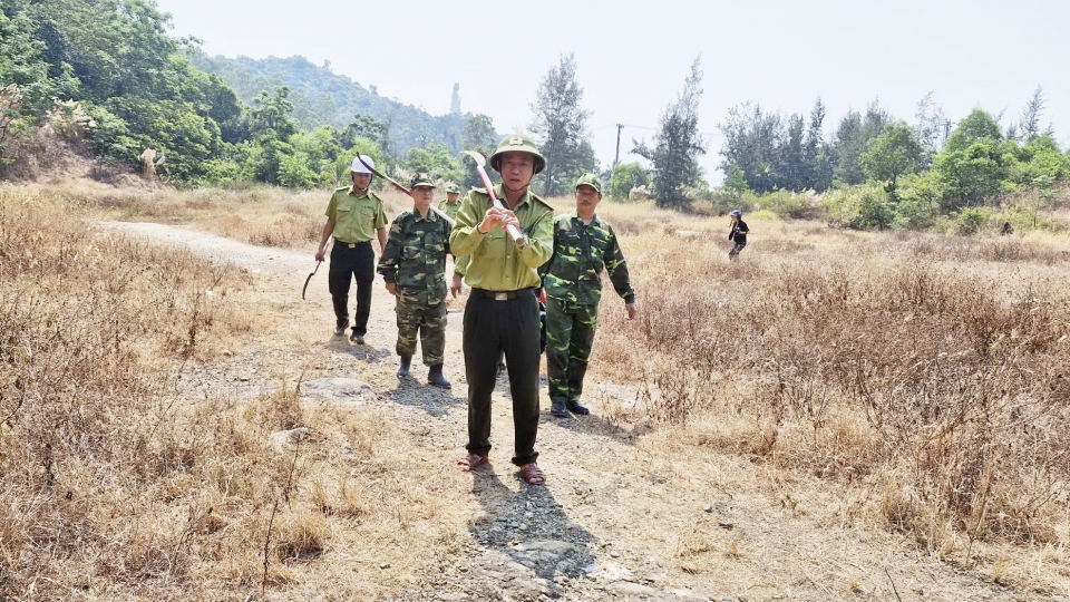 cac_luc_luong_tuan_tra_bao_ve_rung.jpg