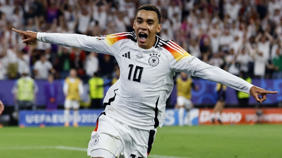 2024-06-29T205416Z_918889246_UP1EK6T1M2EB6_RTRMADP_3_SOCCER-EURO-GER-DNK-REPORT.JPG