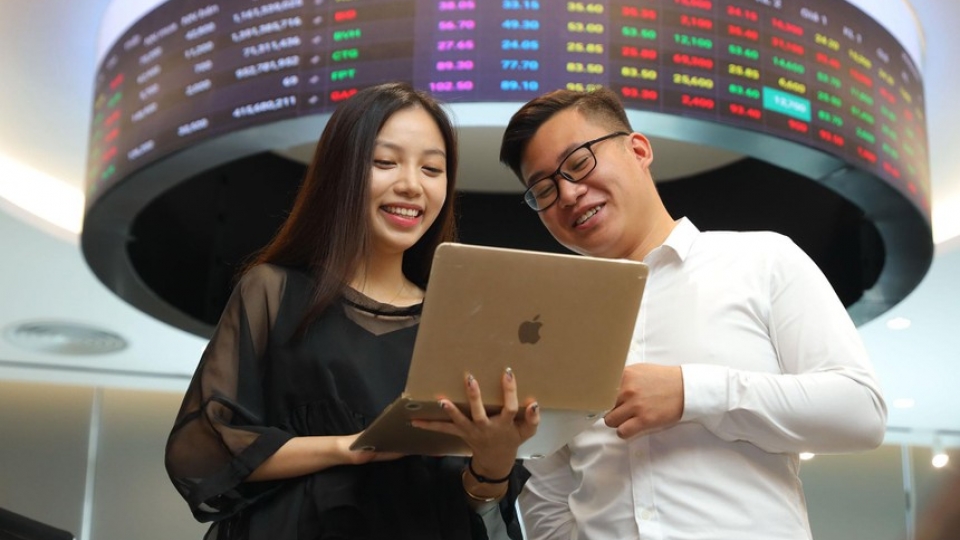 chungkhoan-smart-7-3839.jpg