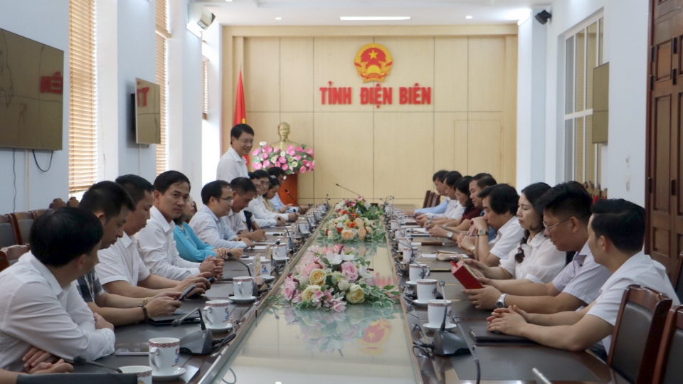 doan_cong_tac_thanh_pho_da_nang_lam_viec_voi_tinh_dien_bien.jpg