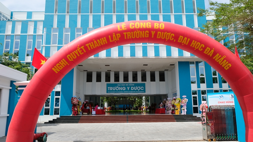 truong_dai_hoc_y_duoc_tien_than_la_khoa_y_duoc_dai_hoc_da_nang.jpg