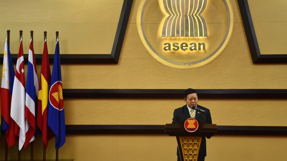 Tong thu ky ASEAN Kao Kim Hourn diem lai ket qua hoi nghi ngoai truong asean AMM-57 -vov.jpg