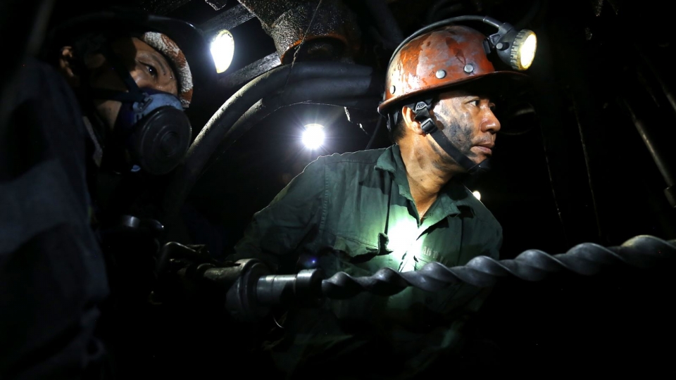 coal mining.jpg