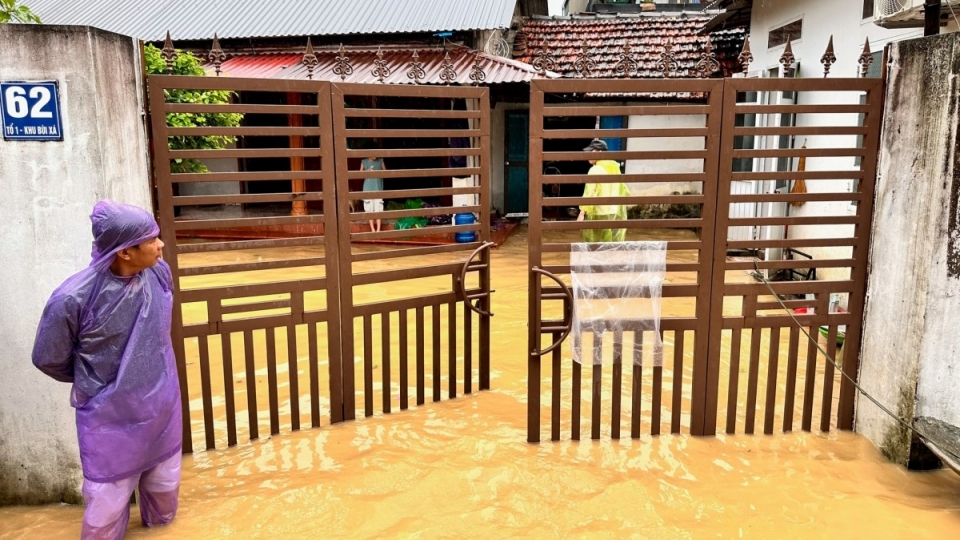 mua_lu_quoc_oai.jpg