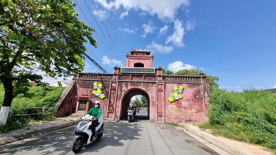 thanh_co_dien_khanh_tinh_khanh_hoa_con_giu_duoc_kien_truc_tuong_doi_nguyen_ven.jpg