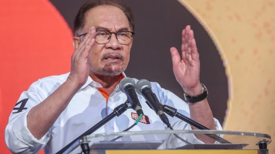 thu tuong Malaysia Anwar Ibrahim len an vu am sat Trump -Malaymail.jpg