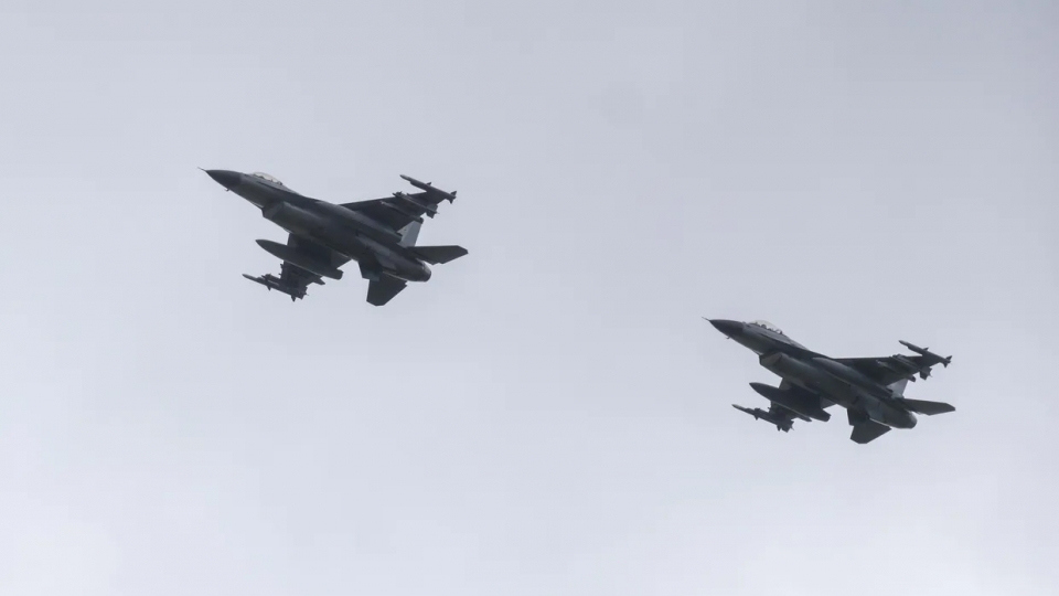 f-16_ukraine.jpg