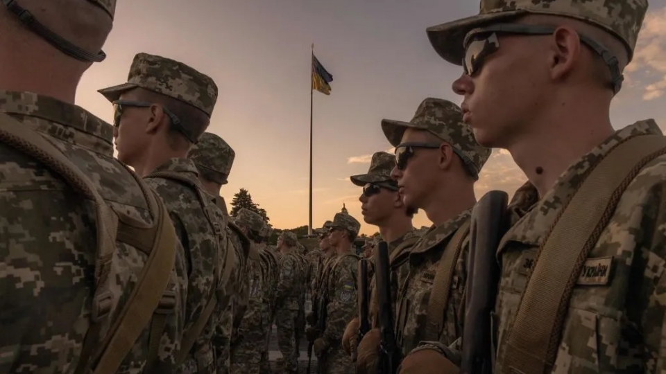 hoc vien quan su Ukraine, quan nhan Ukraine, linh Ukraine, co Ukraine -afp.jpg