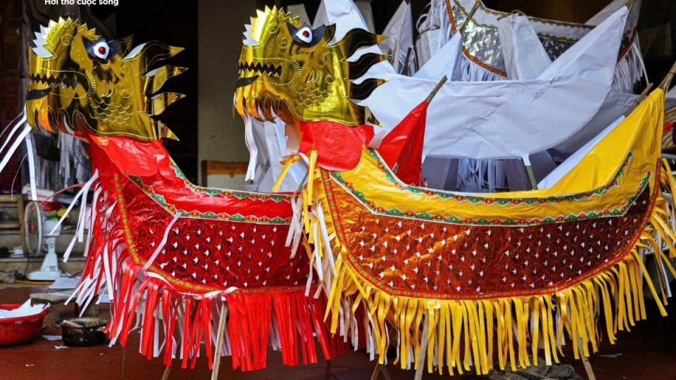 Song Ho commune busy making paper offerings during Vu Lan Festival