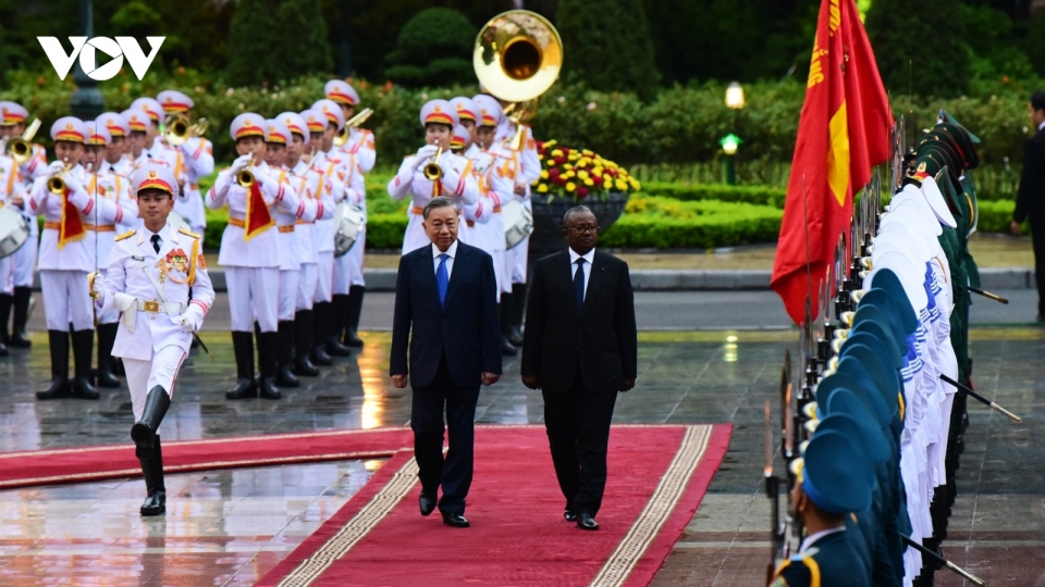 Guinea-Bissau President warmly welcomed in Hanoi on official visit