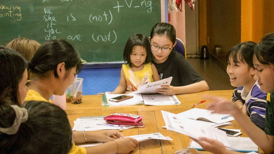327214_15-8-tienganh-1213.jpg