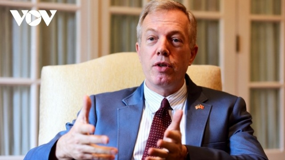 Former US ambassador 1.jpg