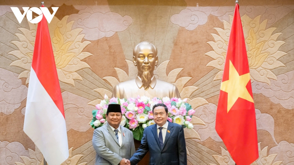 NA Chairman Man hosts Indonesian President-elect.jpg