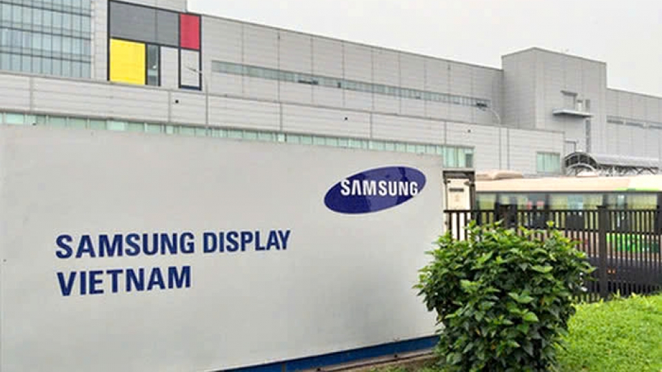 Samsung Display 1.jpg
